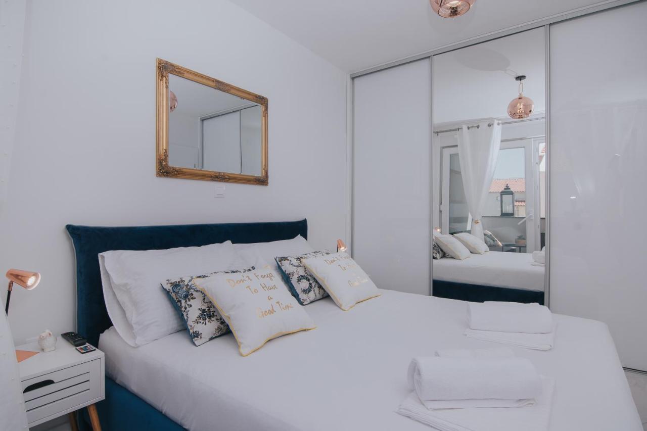 Relax Apartments Novalja Ngoại thất bức ảnh