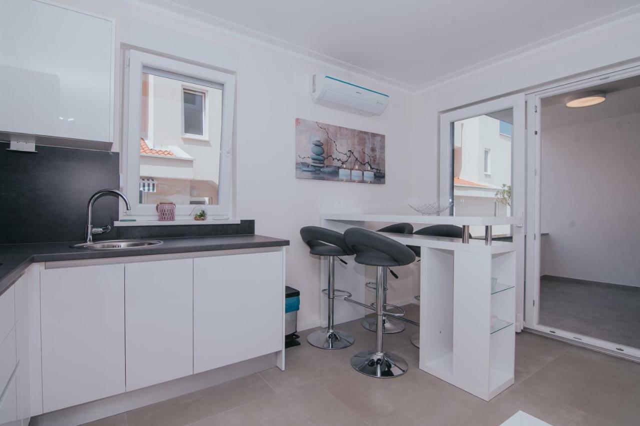 Relax Apartments Novalja Ngoại thất bức ảnh
