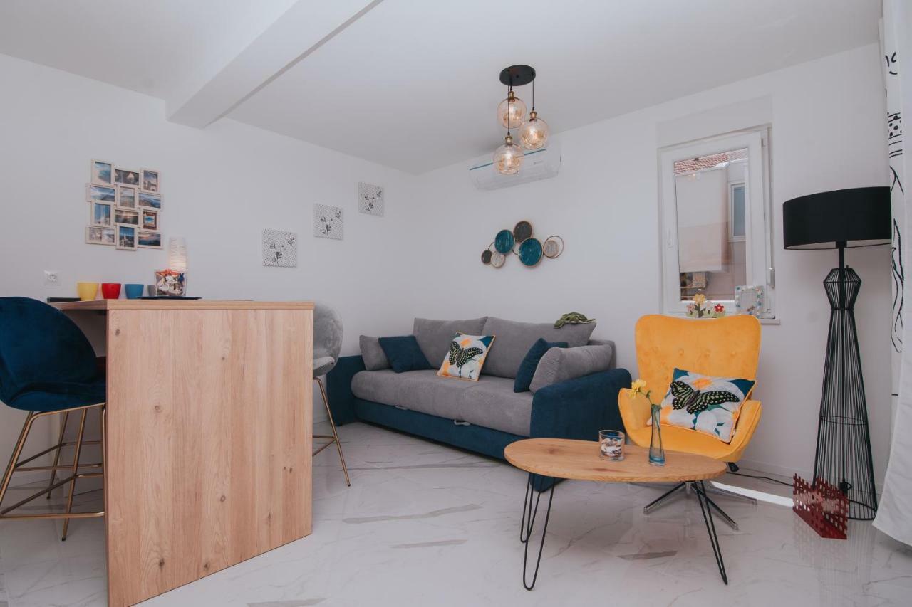 Relax Apartments Novalja Ngoại thất bức ảnh